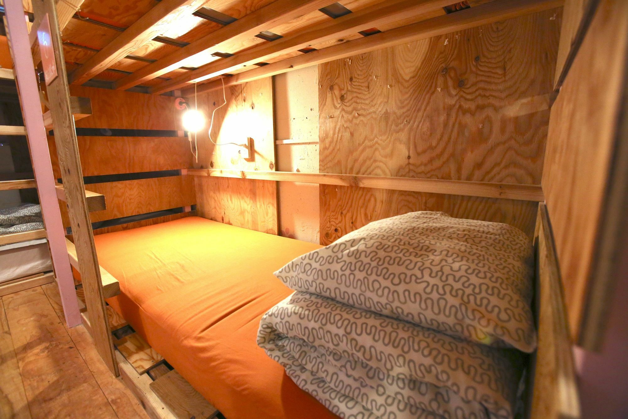 Yadoya Guest House Orange Tokió Kültér fotó