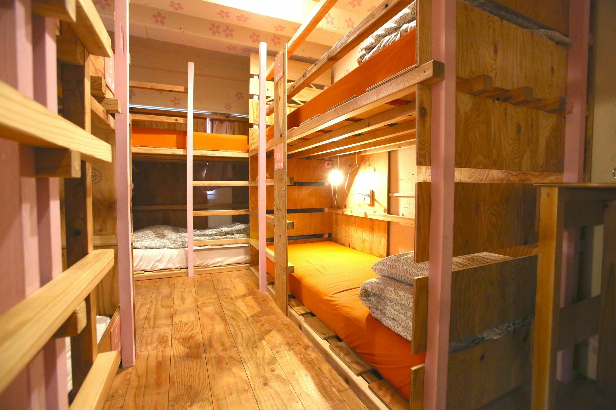 Yadoya Guest House Orange Tokió Kültér fotó